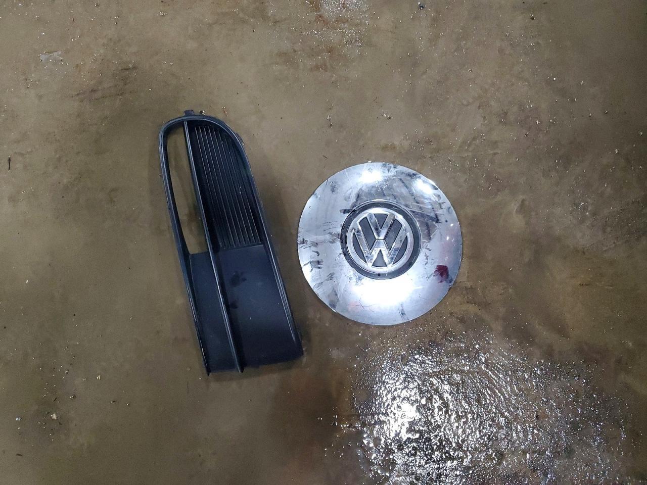 2012 Volkswagen Beetle