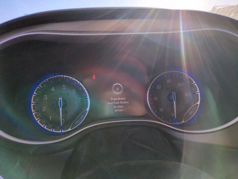 2022 Chrysler Pacifica Touring l