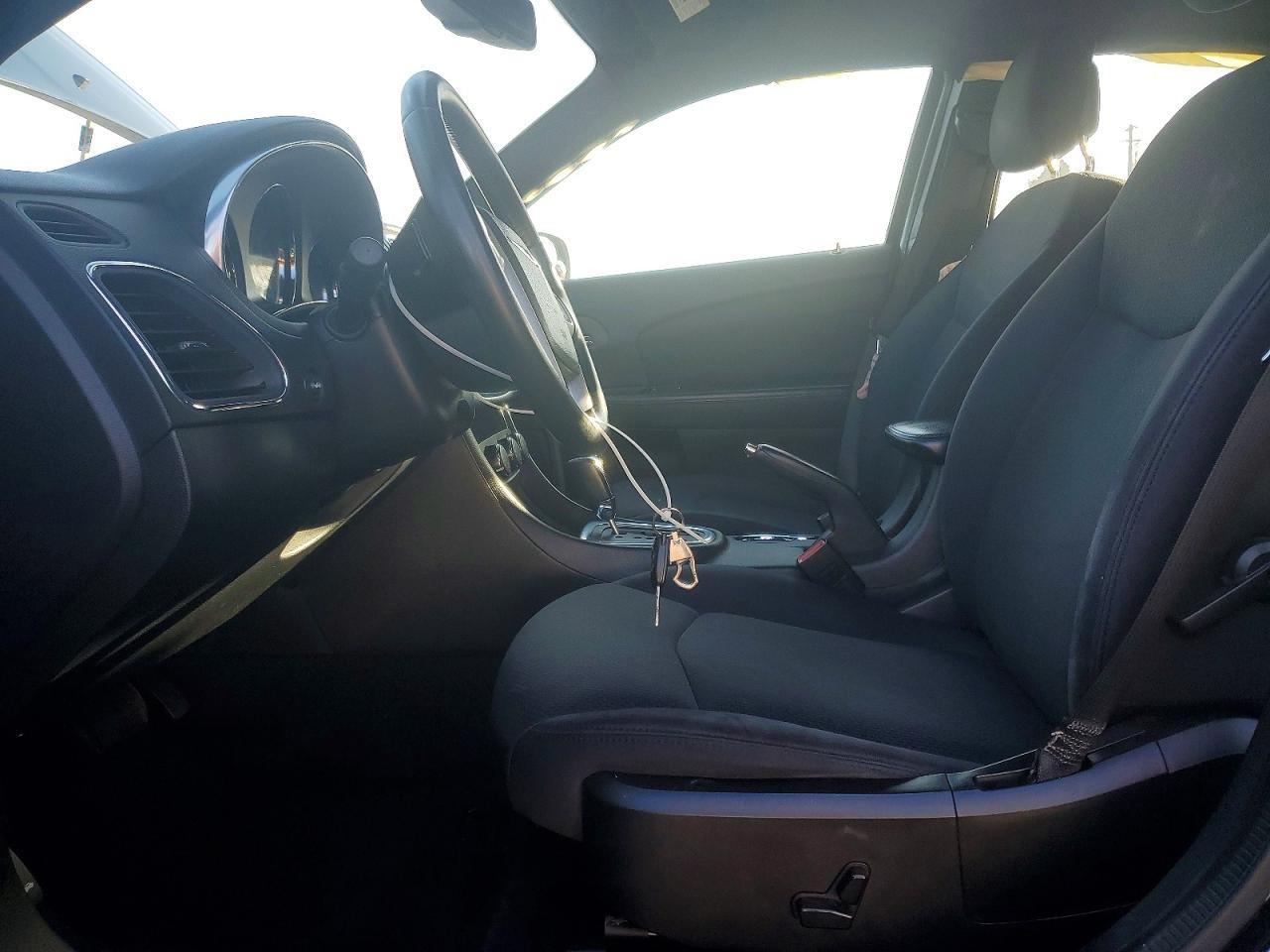 2014 Chrysler 200 Touring