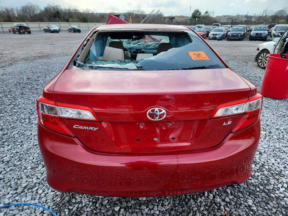 2014 Toyota Camry le