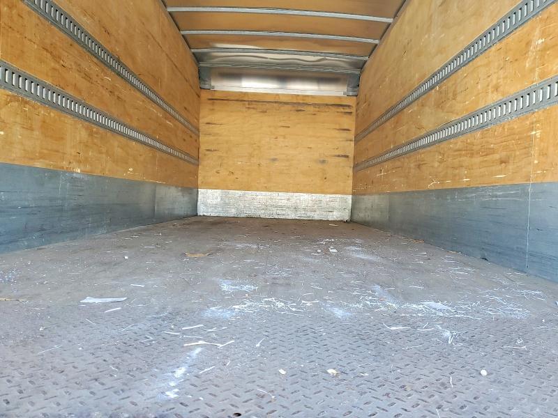 2011 Ford F750 Super Duty BOX Truck