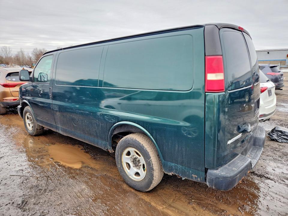 2004 Chevrolet Express G1500 Delivery van
