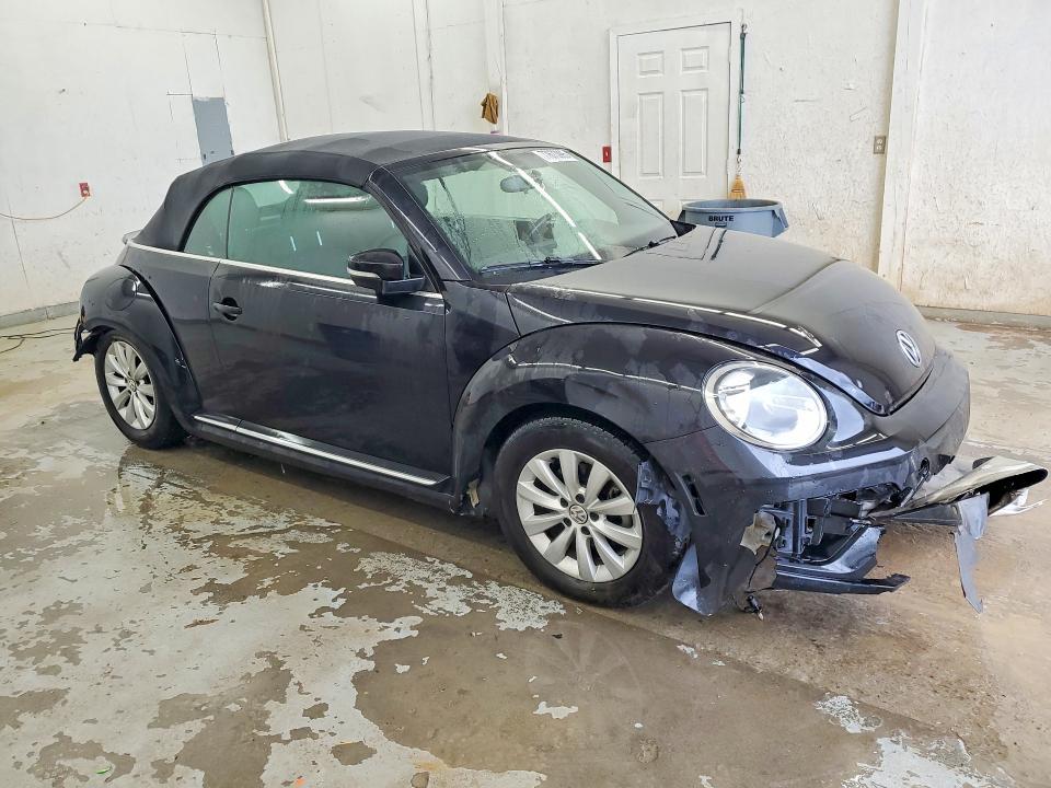 2018 Volkswagen Beetle s