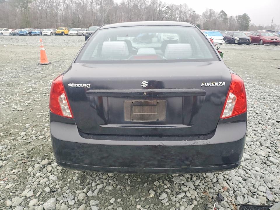 2005 Suzuki Forenza s