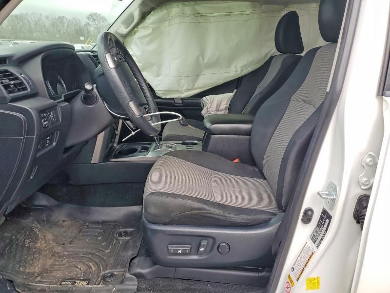 2016 Toyota 4runner SR5