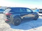 2016 Porsche Cayenne gts