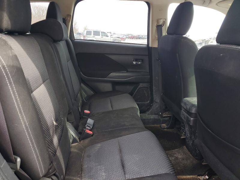 2016 Mitsubishi Outlander se