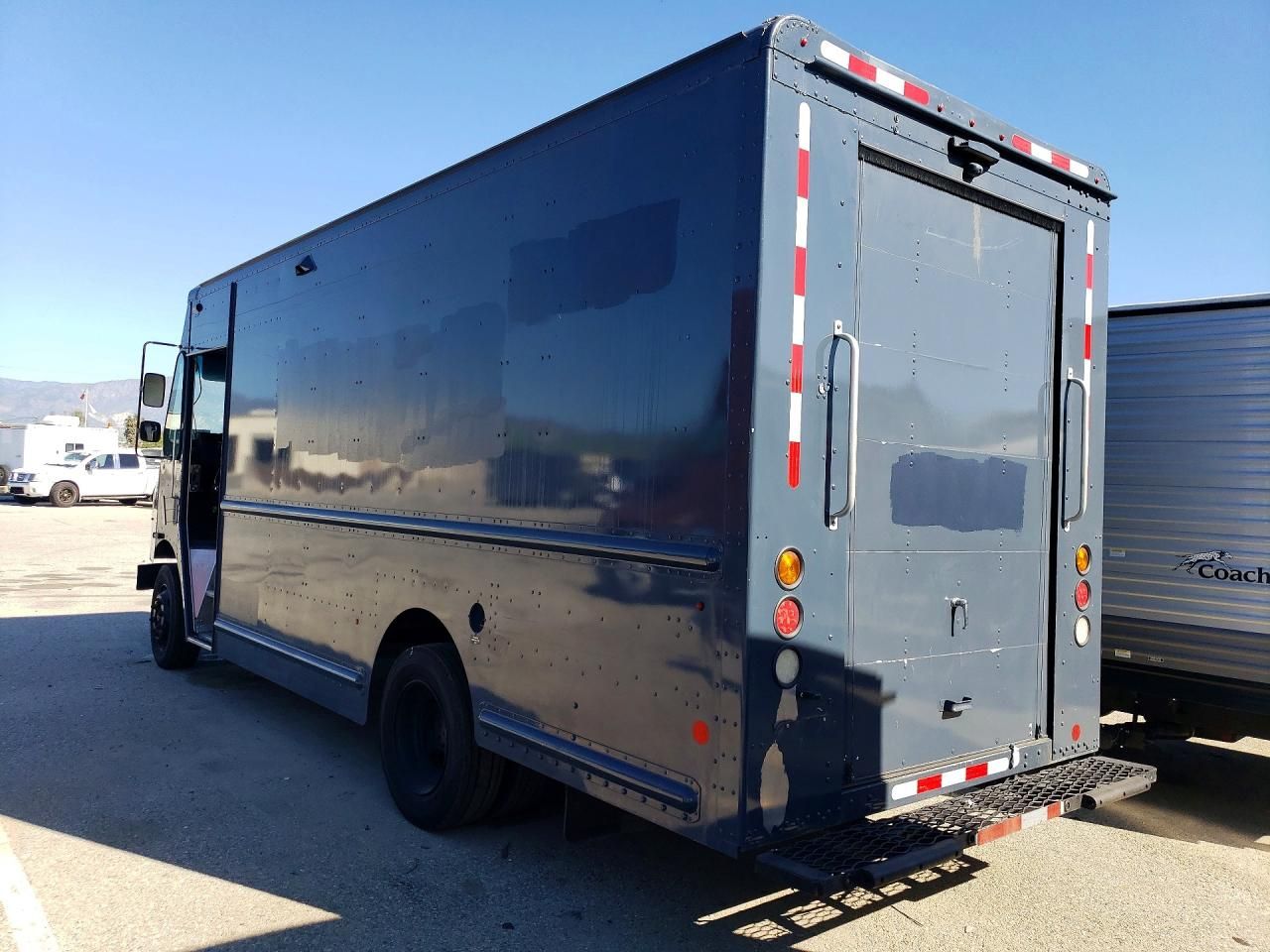 2021 Freightliner MT45G Chassis Delivery Truck