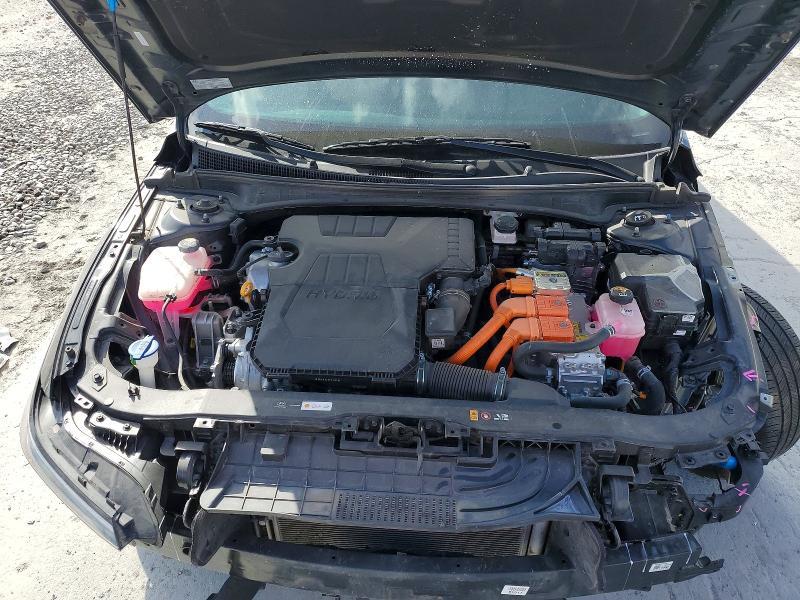 2025 Hyundai Elantra Hybrid