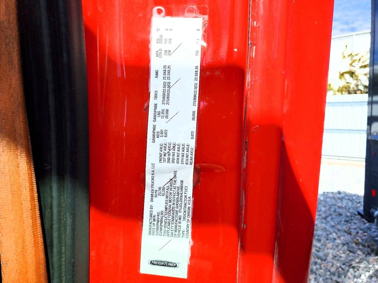 2017 Freightliner Cascadia 125 Semi Truck