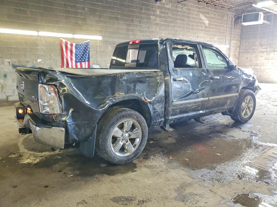 2016 Dodge RAM 1500 SLT