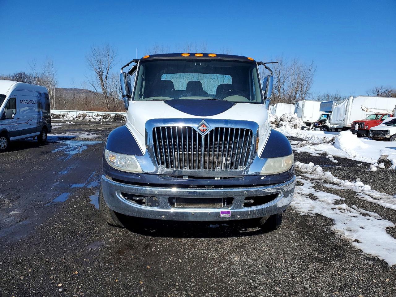 2019 International MA025