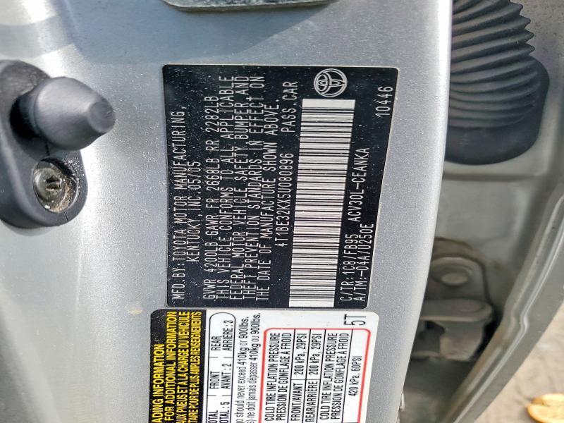 2005 Toyota Camry le