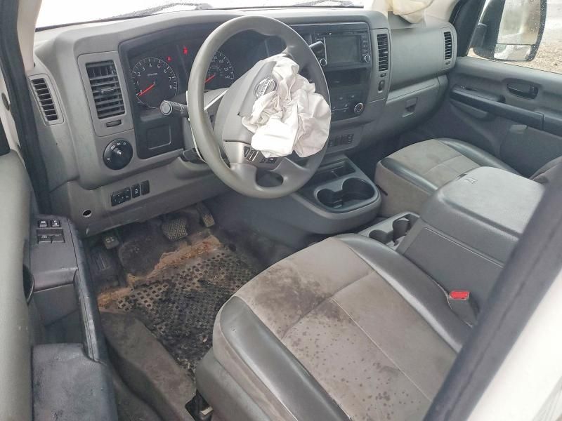 2018 Nissan NV 2500 S