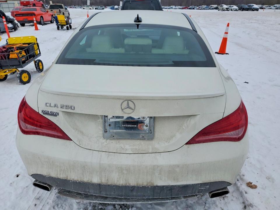 2015 Mercedes-Benz Cla 250