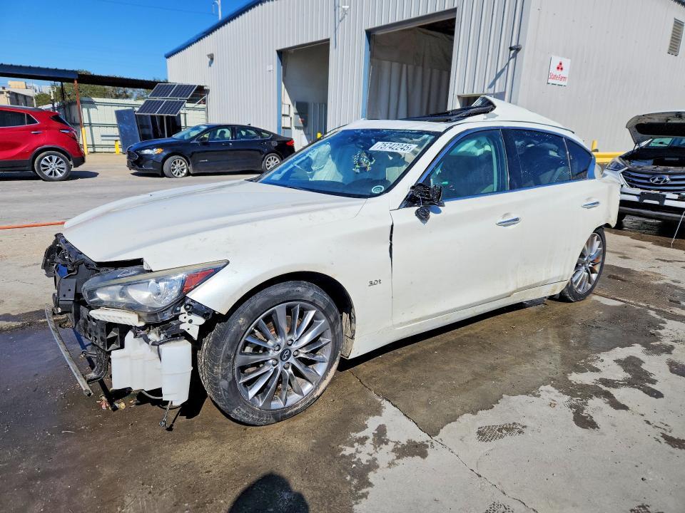 2018 Infiniti Q50 Luxe