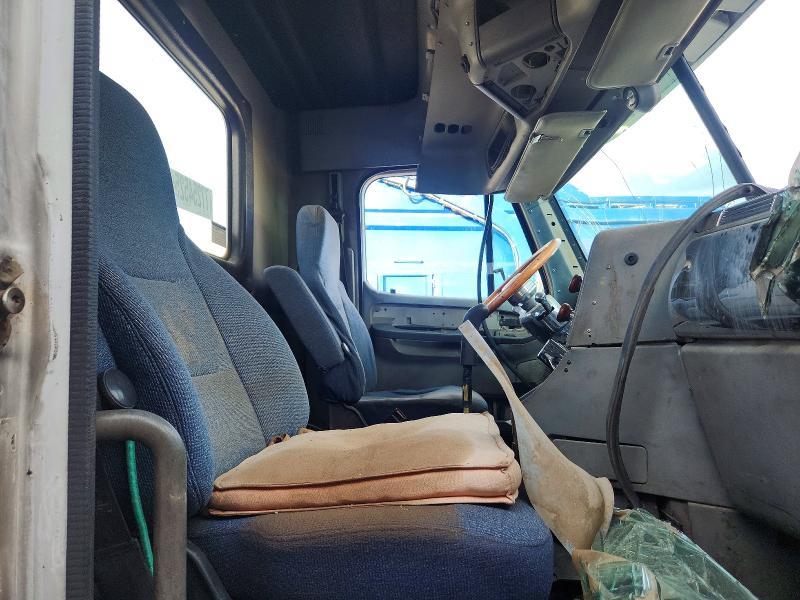2000 Freightliner Conventional Truck Cab AND Chassis