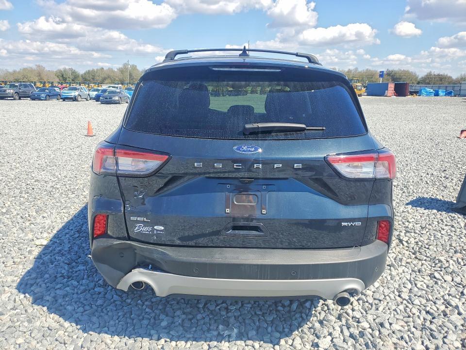 2022 Ford Escape sel