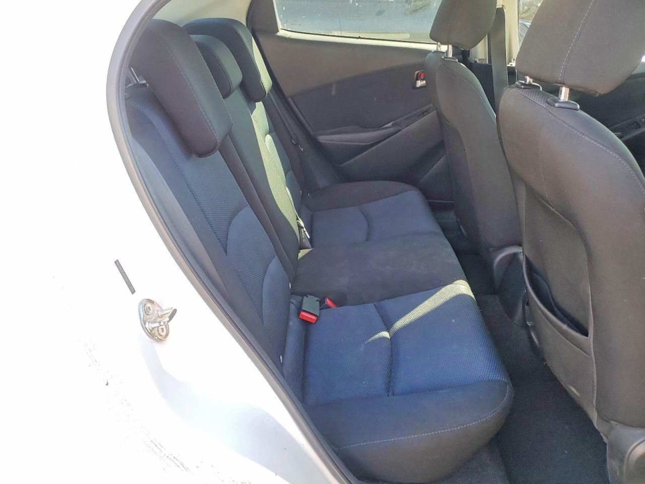 2017 Toyota Yaris ia Base