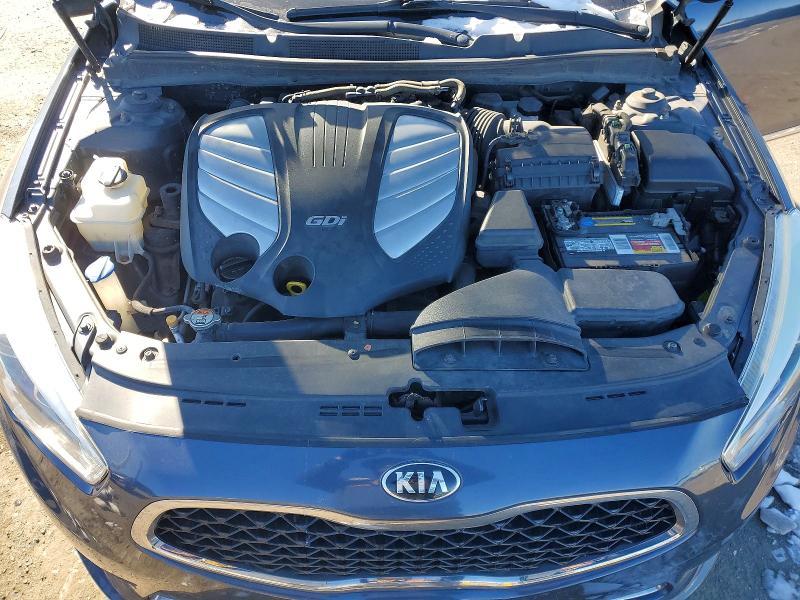 2014 KIA Cadenza Premium