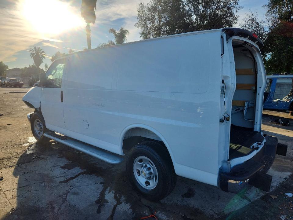 2025 Chevrolet Express G2500