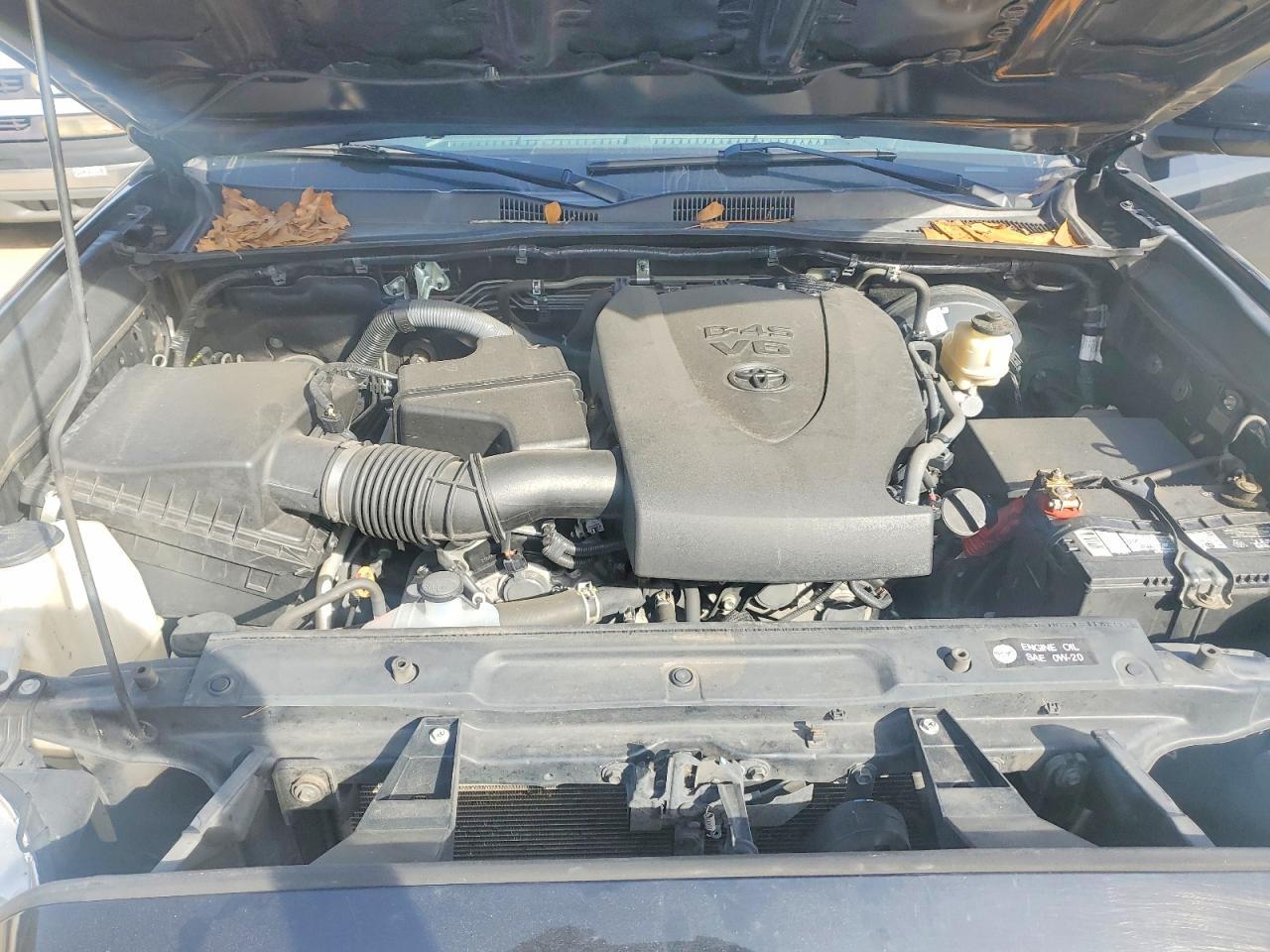 2017 Toyota Tacoma SR V6