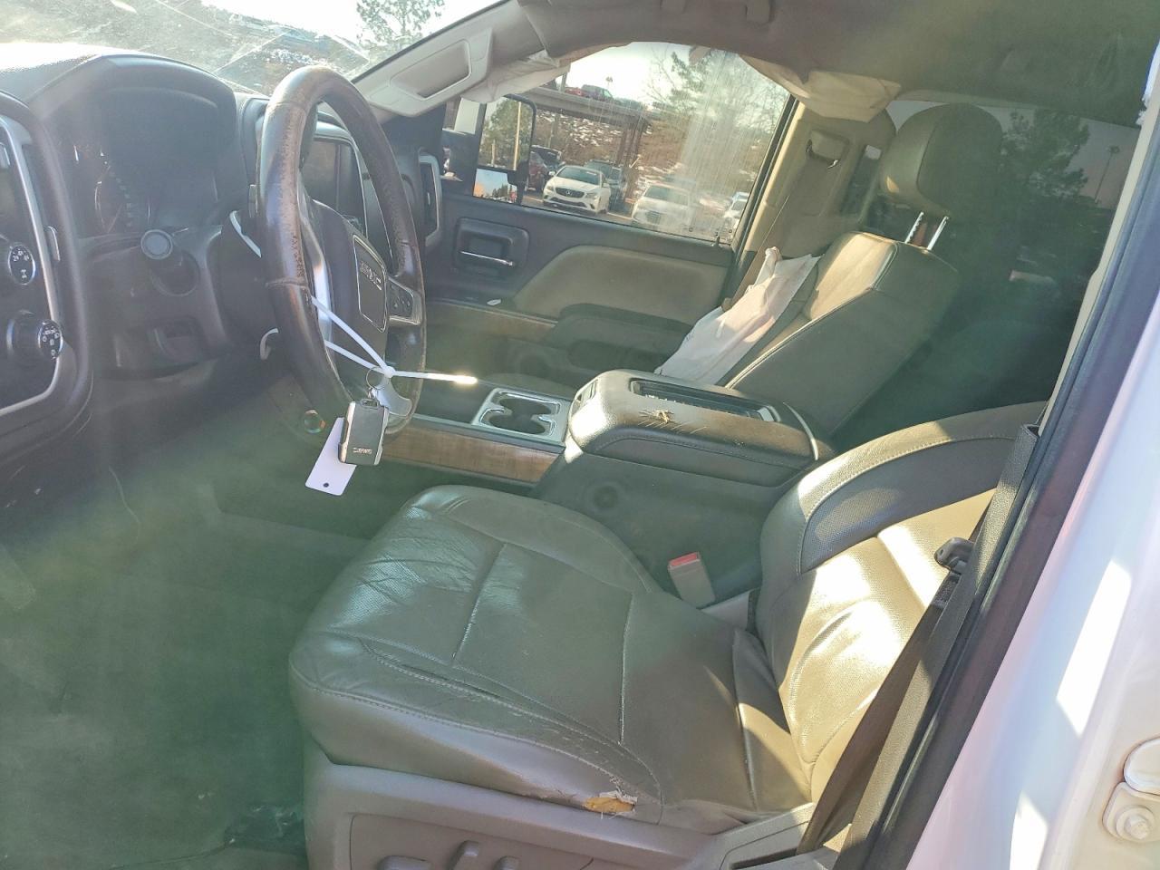 2016 GMC Sierra K2500 slt
