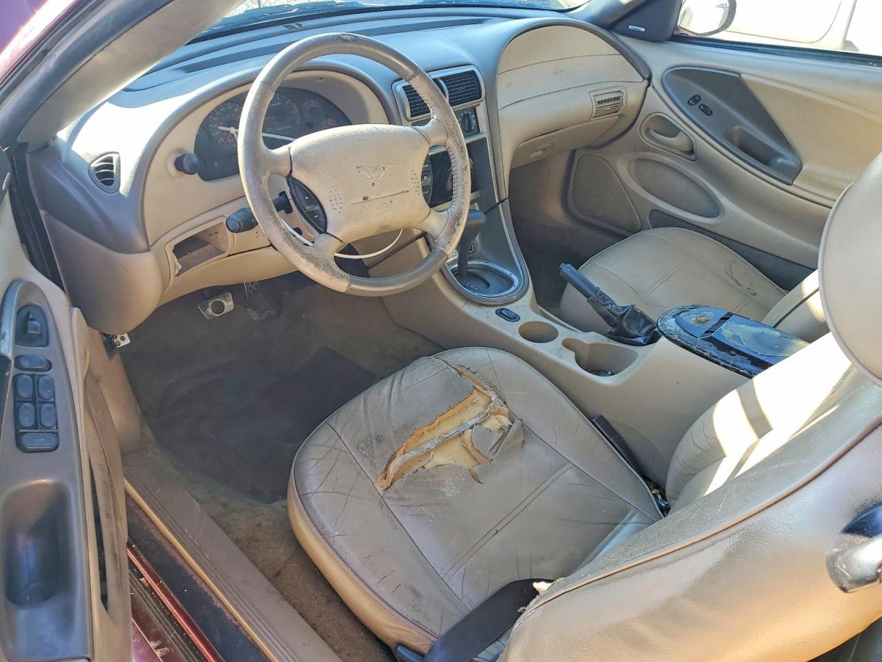 2004 Ford Mustang