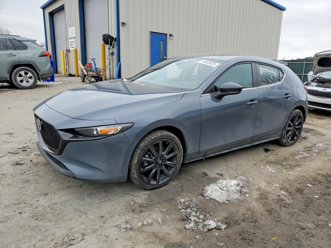 2023 Mazda 3 Preferred