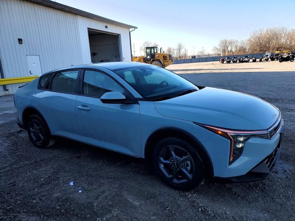2026 KIA K4 lxs