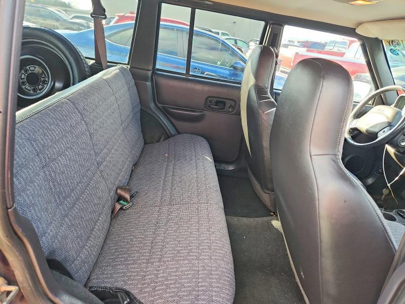 2001 Jeep Cherokee Sport