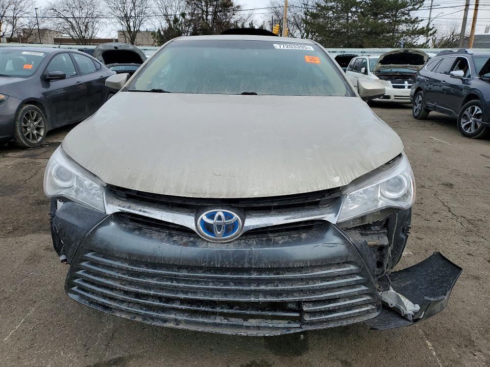 2015 Toyota Camry Hybrid