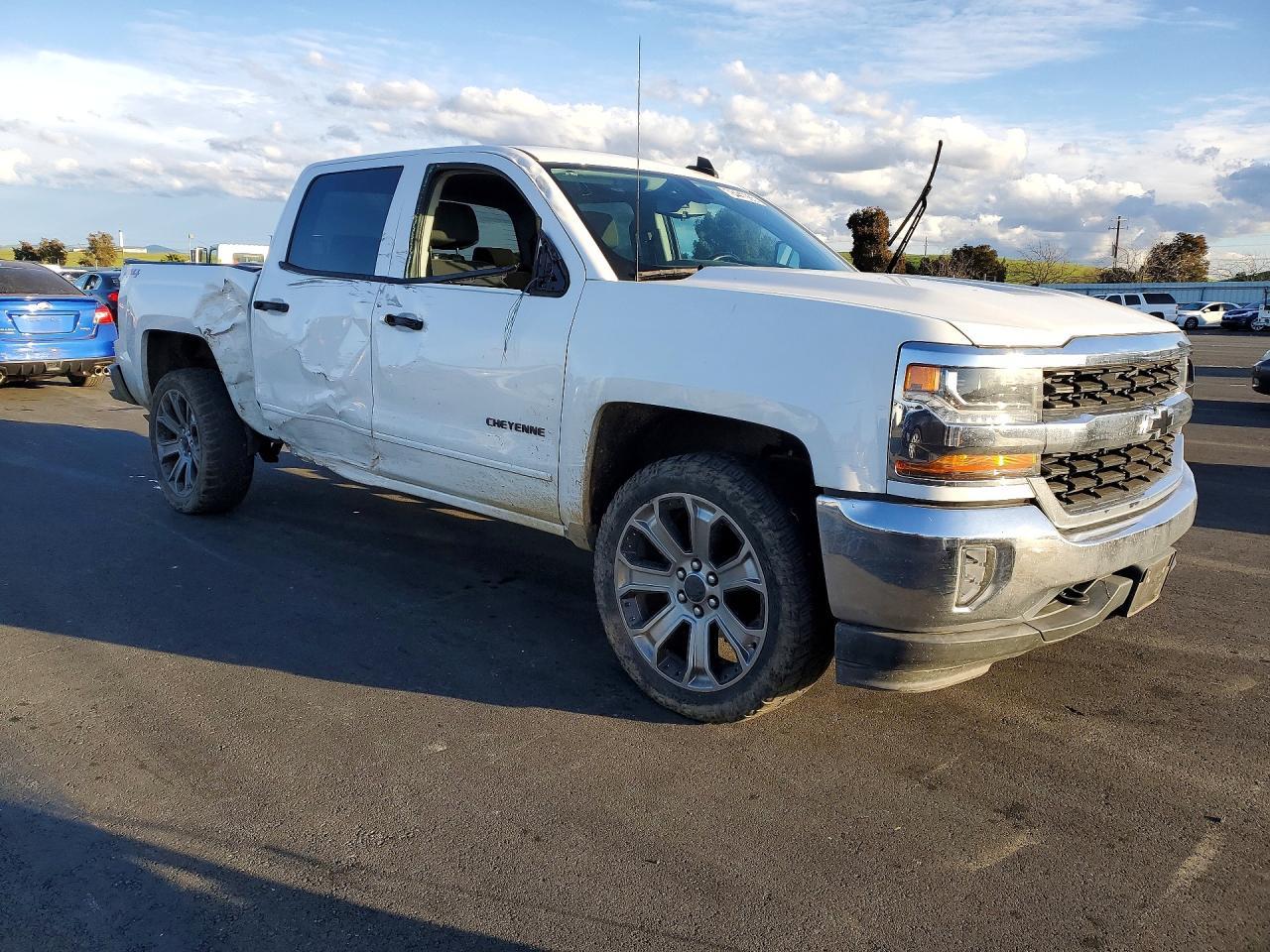 2018 Chevrolet Silverado K1500 lt