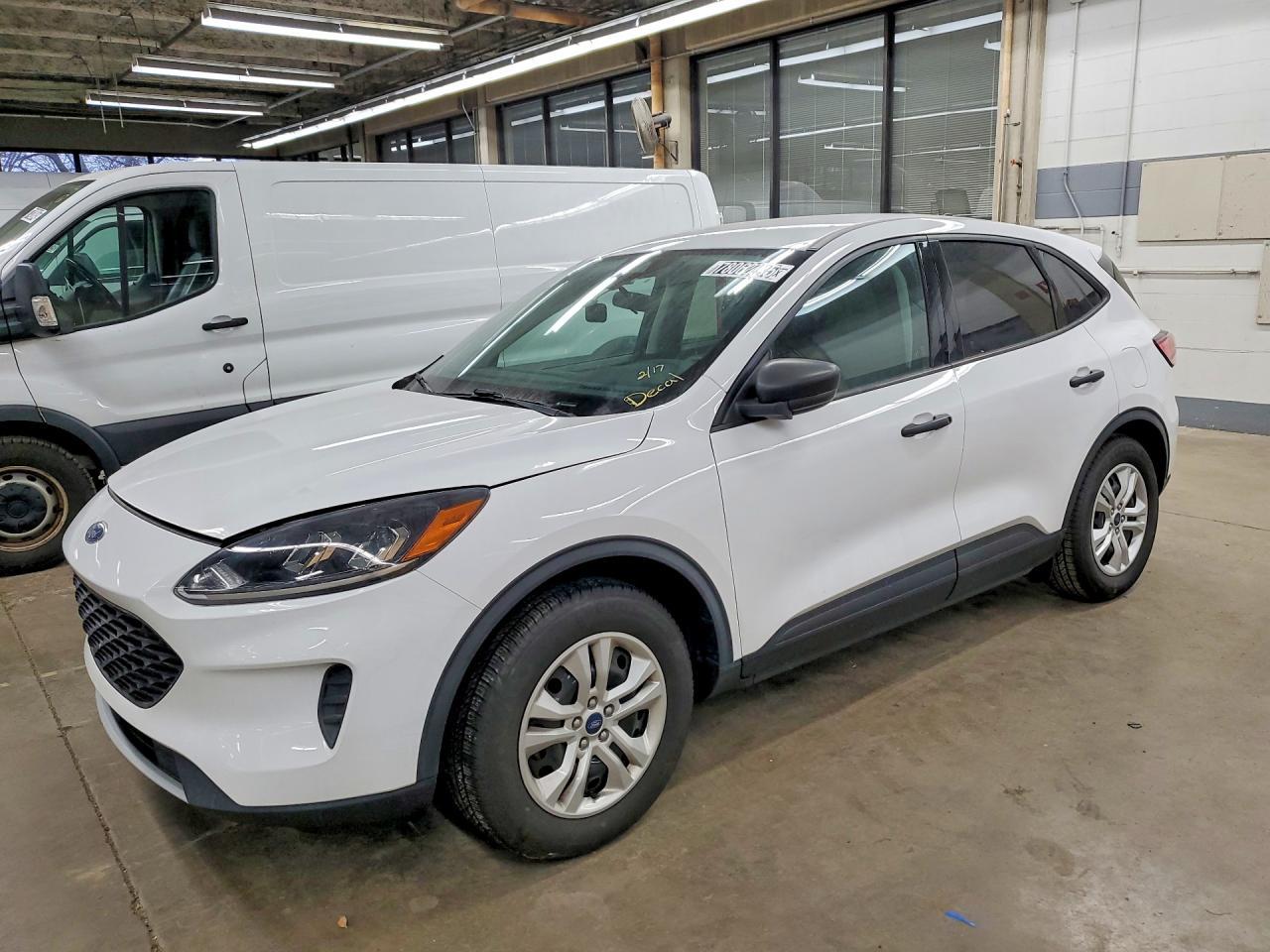 2021 Ford Escape s