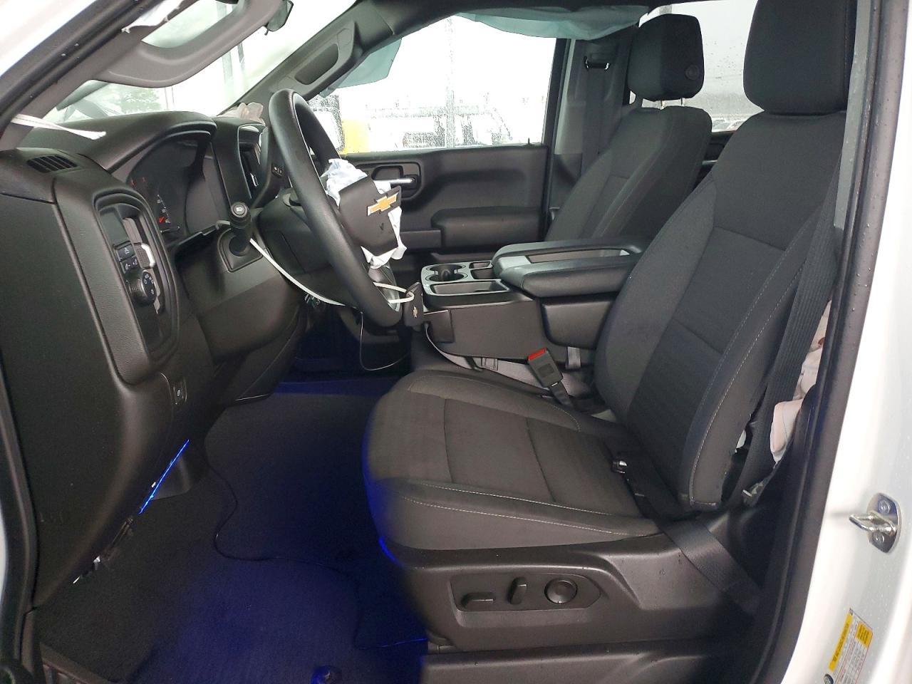 2024 Chevrolet Silverado C1500 Custom