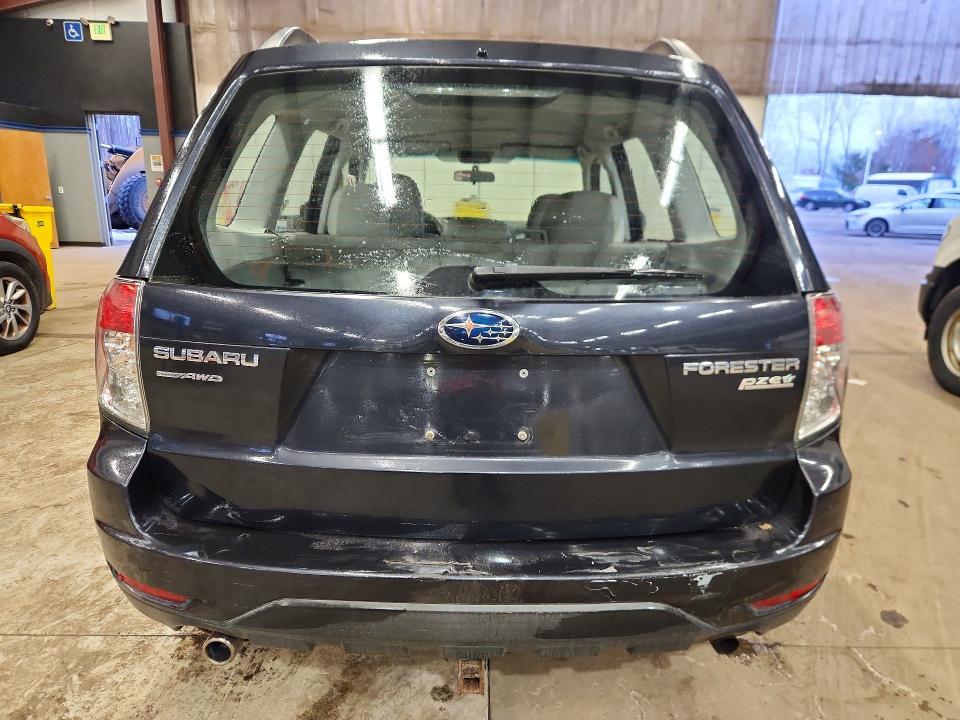 2010 Subaru Forester xs