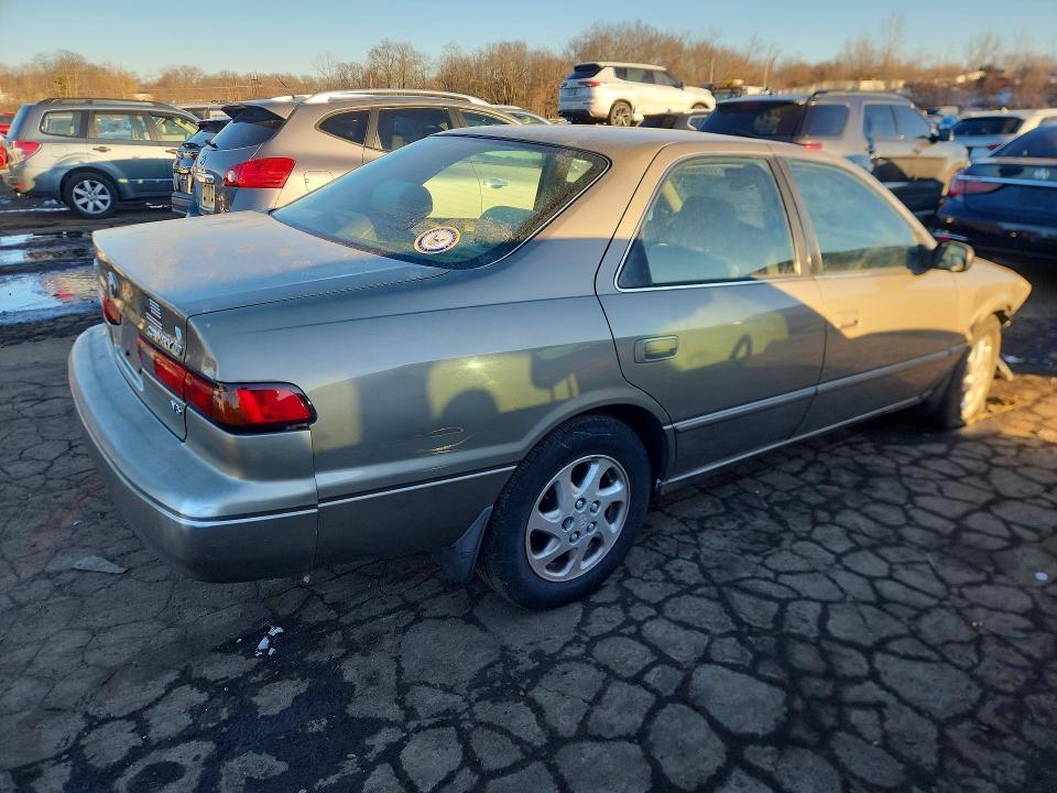 1999 Toyota Camry