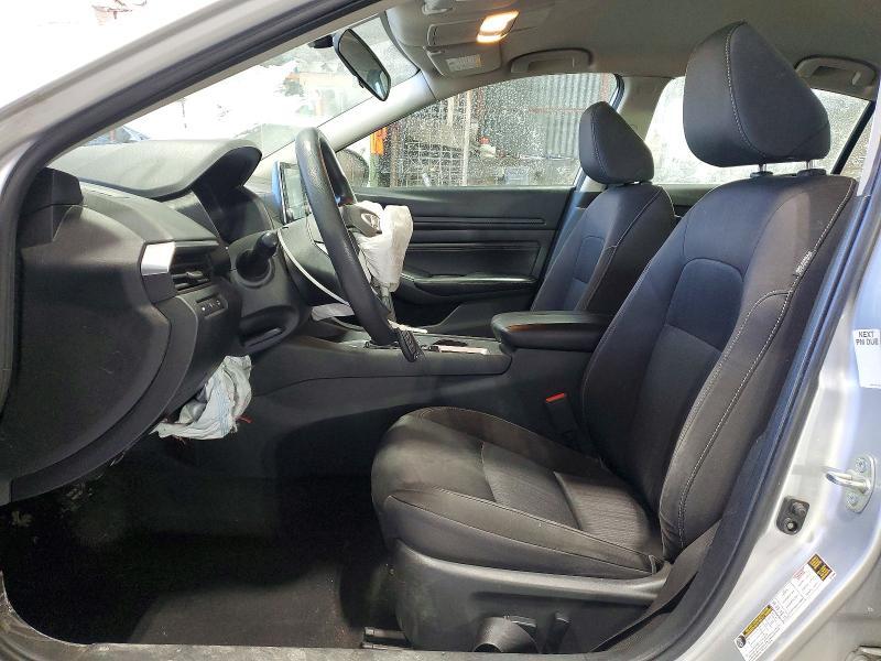 2020 Niss Altima 2.5 s