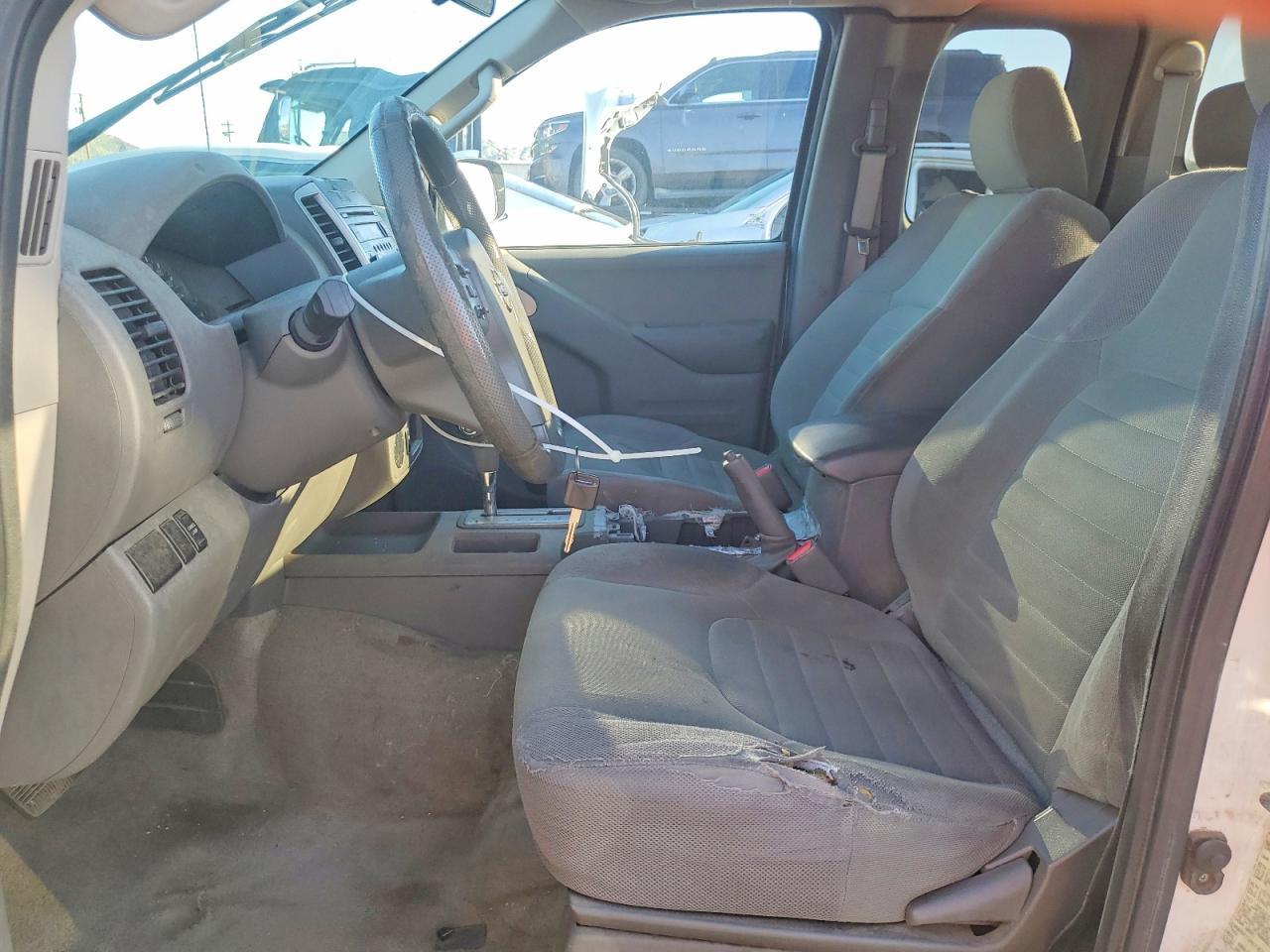 2015 Nissan Frontier S