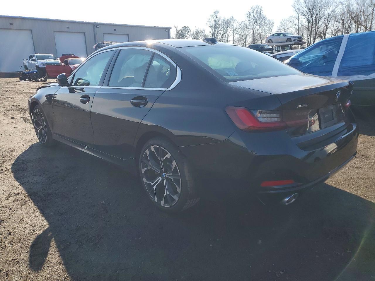 2025 BMW 330xi
