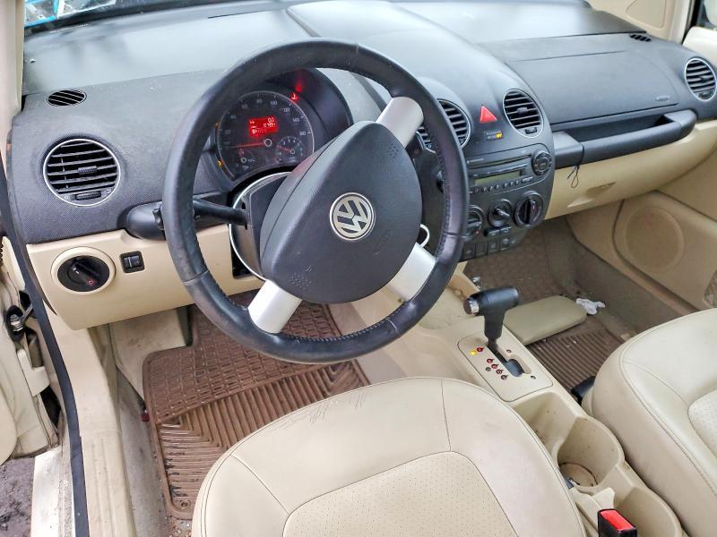 2009 Volkswagen New Beetle s