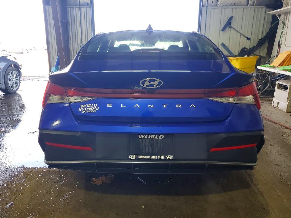 2024 Hyundai Elantra se