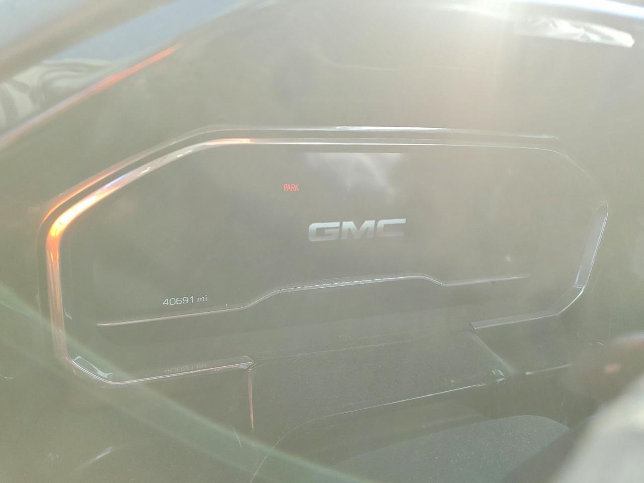 2022 GMC Sierra K1500 Elevation