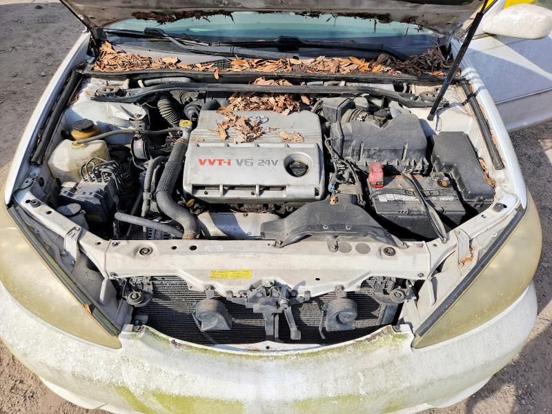 2005 Toyota Camry le