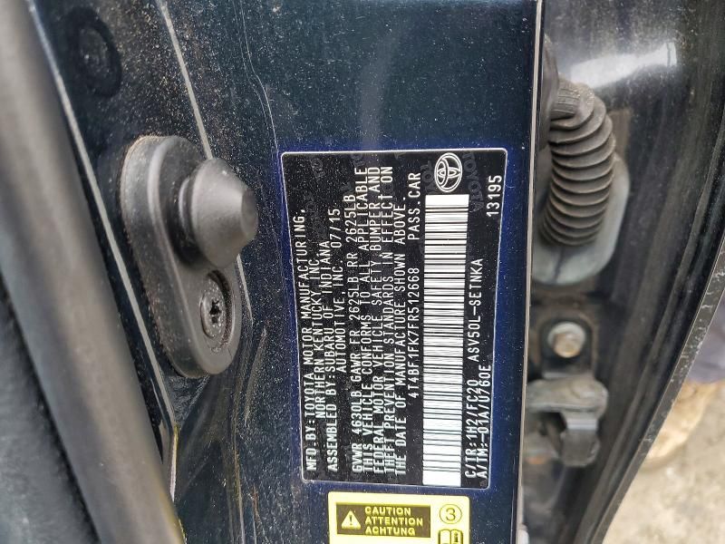 2015 Toyota Camry le