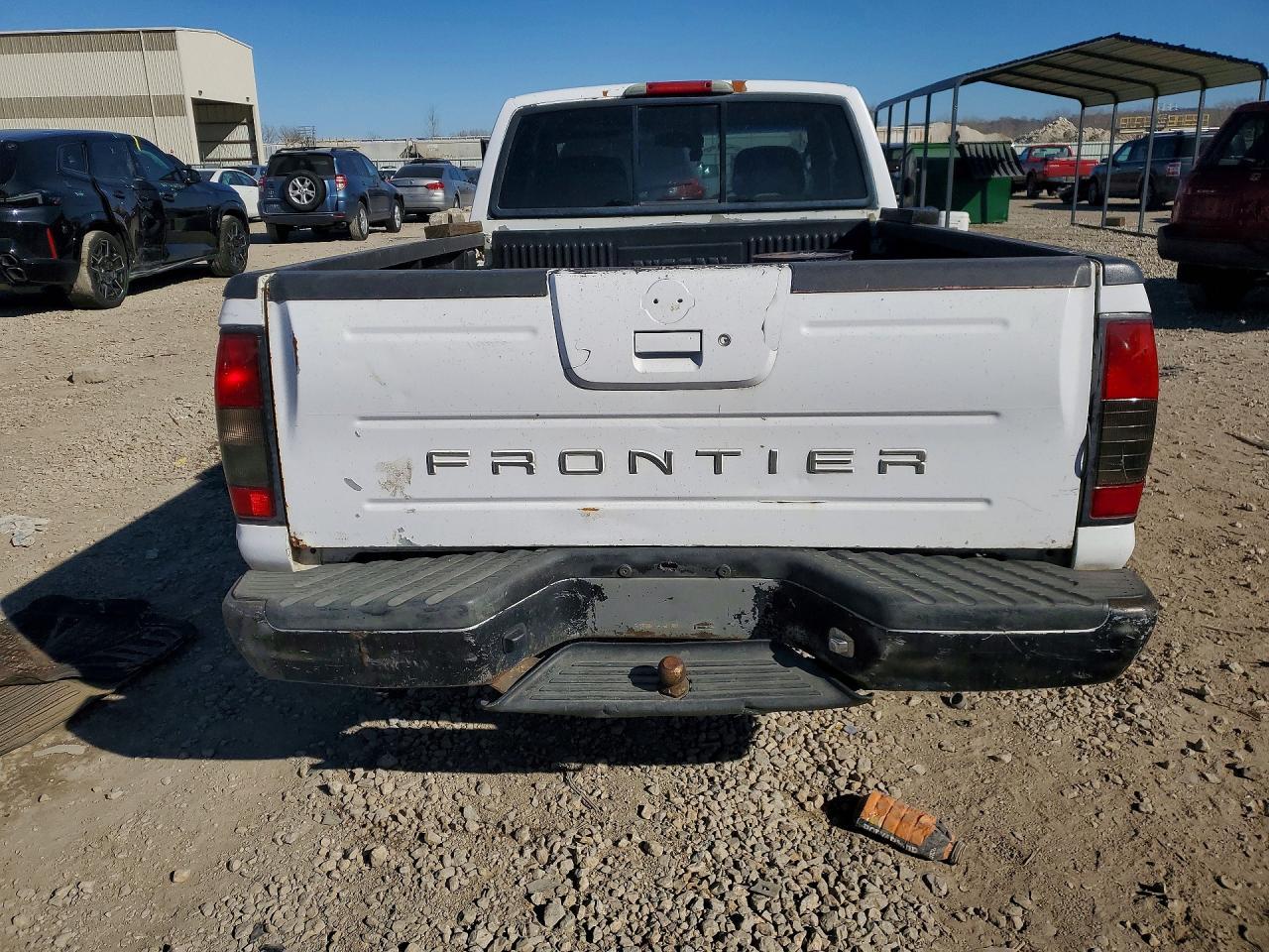 2003 Niss Frontier King cab xe