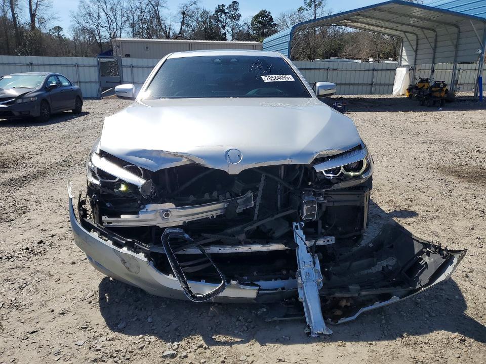 2019 BMW 530 i