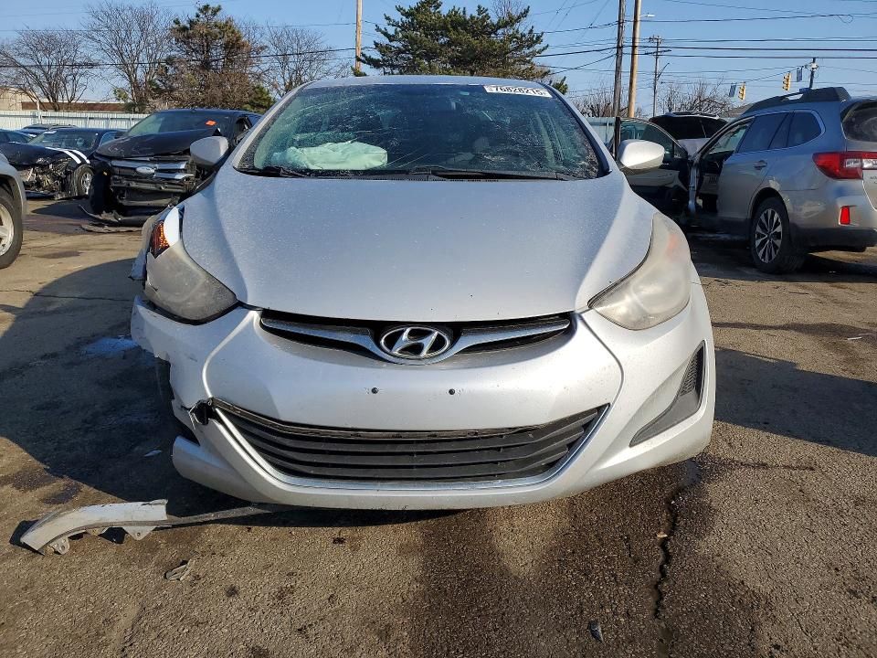 2014 Hyundai Elantra se