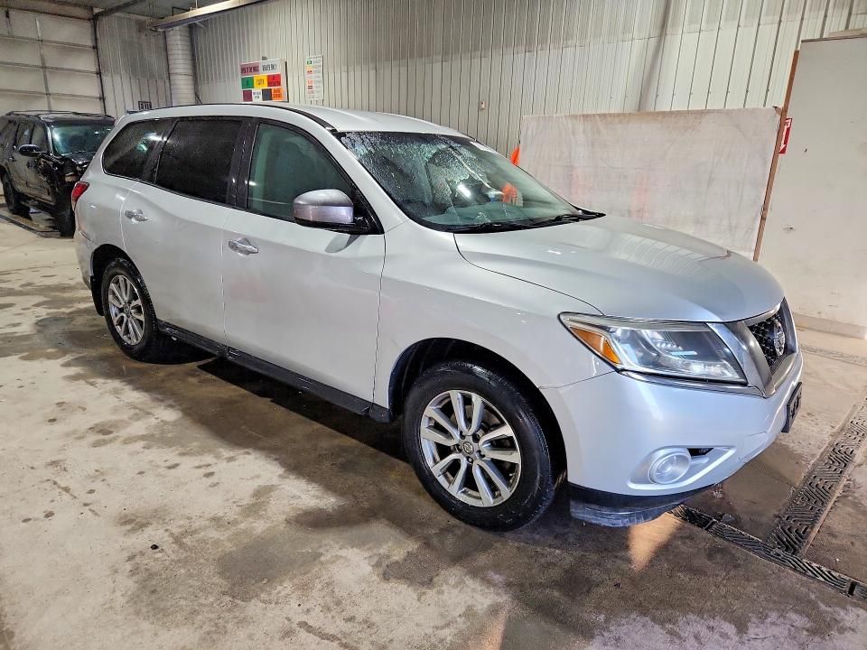 2014 Nissan Pathfinder s