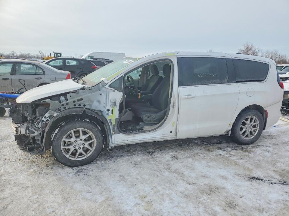 2024 Chrysler Grand Caravan sxt